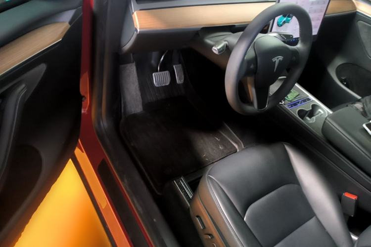 Used Tesla Model Y 2022 Rear-Wheel-Drive Version Driver Seat