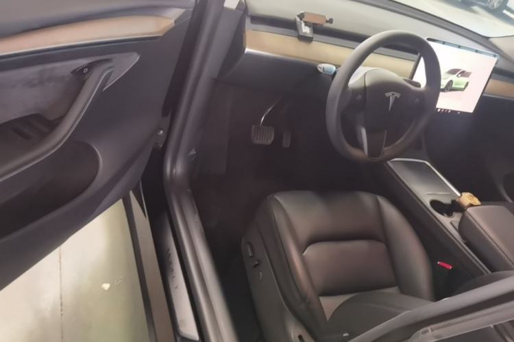 Used Tesla Model Y 2022 Rear-Wheel-Drive Version Driver Seat