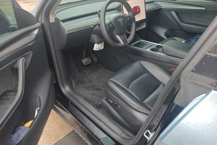 Used Tesla Model Y 2022 Revised Version Rear-Wheel Drive Driver Seat