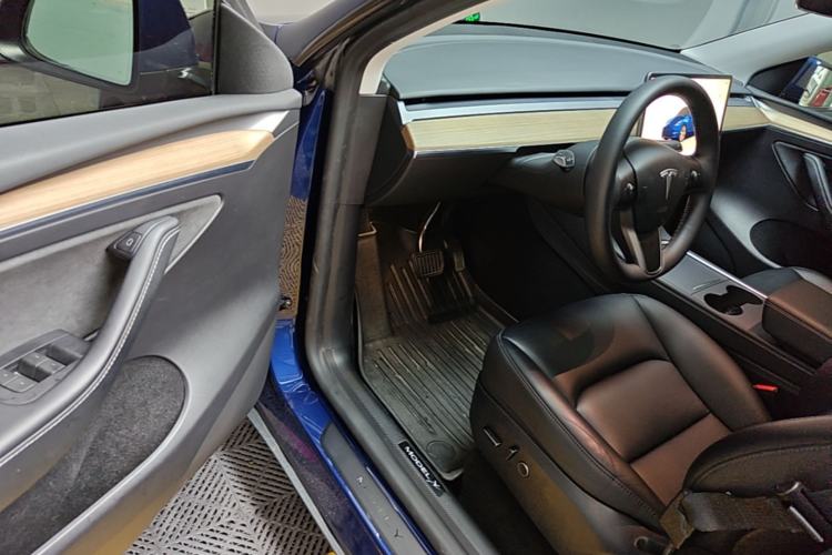 Used Tesla Model Y 2022 Revised Version Rear-Wheel Drive Driver Seat