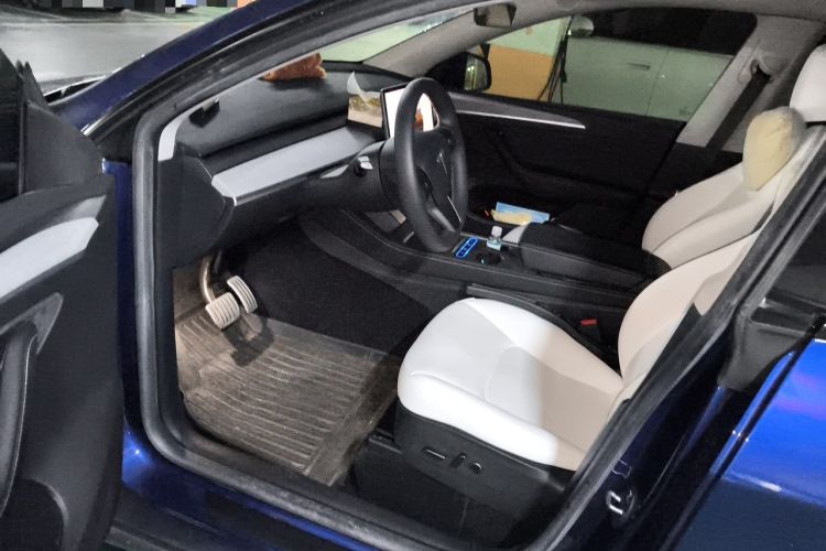 Used Tesla Model Y 2022 Performance High-Performance All-Wheel-Drive Version Driver Seat