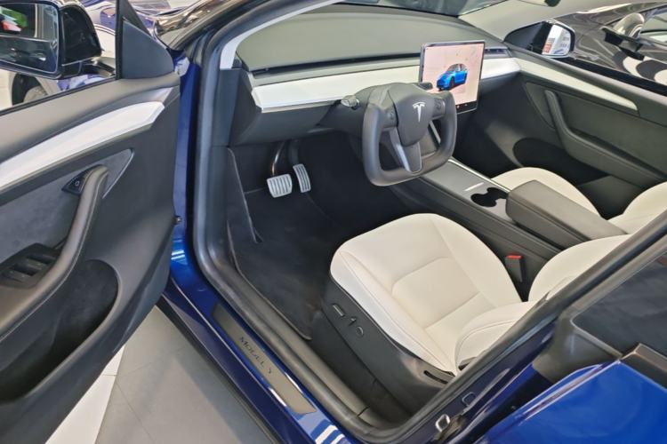 Used Tesla Model Y 2022 Performance High-Performance All-Wheel-Drive Version Driver Seat