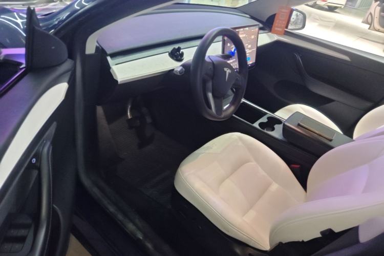 Used Tesla Model Y 2022 Rear-Wheel-Drive Version Driver Seat