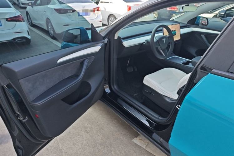 Used Tesla Model Y 2022 Rear-Wheel-Drive Version Driver Seat