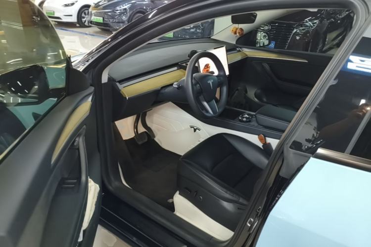 Used Tesla Model Y 2022 Revised Version Rear-Wheel Drive Driver Seat