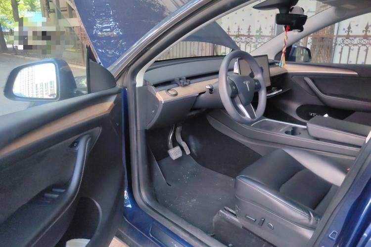 Used Tesla Model Y 2022 Rear-Wheel-Drive Version Driver Seat