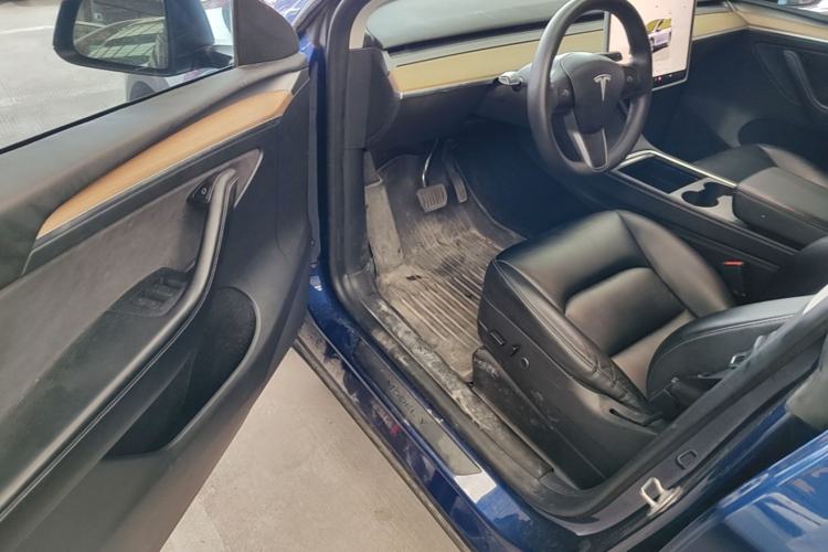 Used Tesla Model Y 2022 Revised Version Rear-Wheel Drive Driver Seat