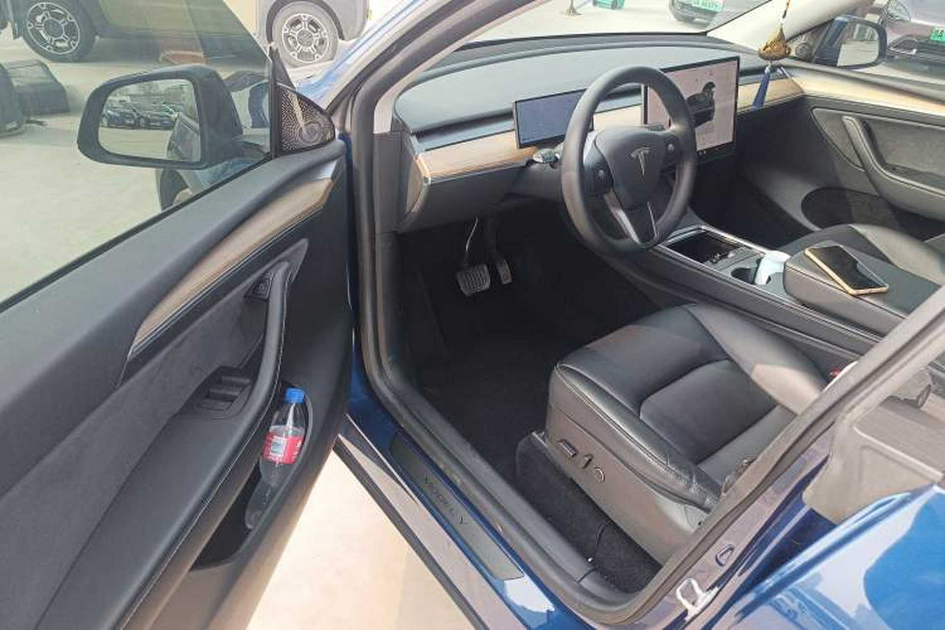Used Tesla Model Y 2022 Rear-Wheel-Drive Version Driver Seat