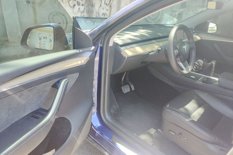 Used Tesla Model Y 2022 Revised Version Long-Range All-Wheel Drive Driver Seat