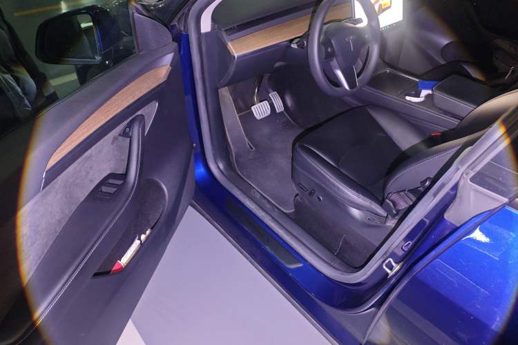 Used Tesla Model Y 2022 Performance High-Performance All-Wheel-Drive Version Driver Seat