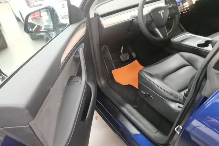 Used Tesla Model Y 2022 Rear-Wheel-Drive Version Driver Seat