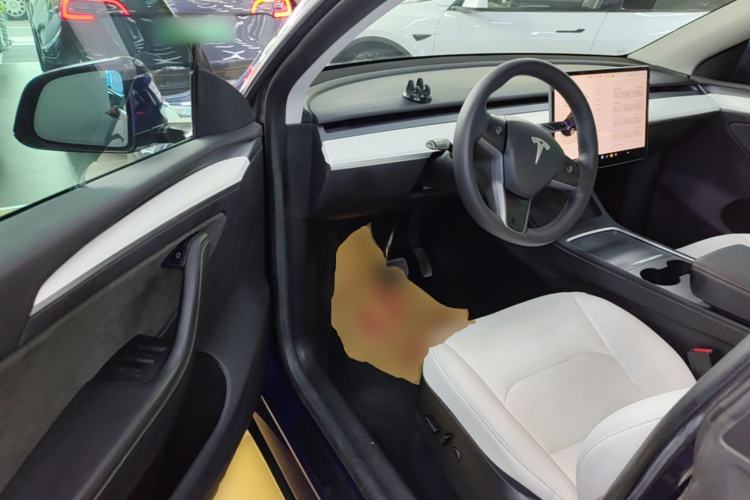Used Tesla Model Y 2022 Rear-Wheel-Drive Version Driver Seat