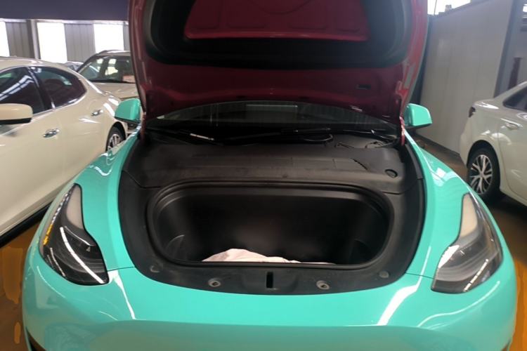 Used Tesla Model Y 2022 Rear-Wheel-Drive Version Engine Bay