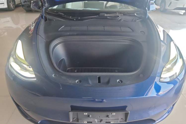 Used Tesla Model Y 2022 Rear-Wheel-Drive Version Engine Bay