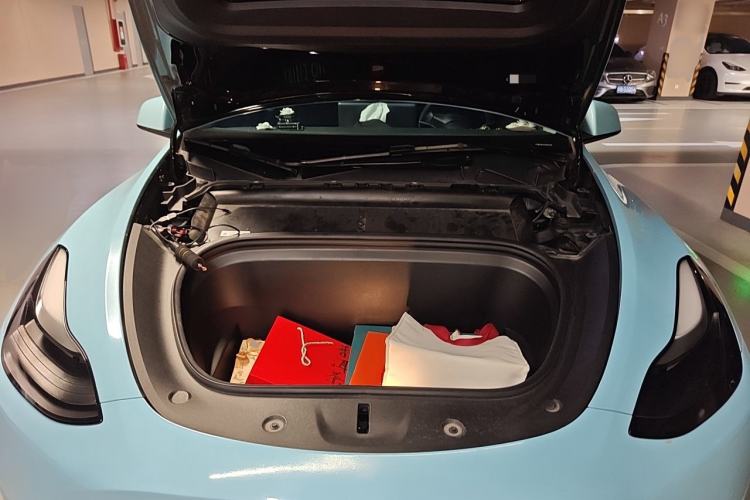 Used Tesla Model Y 2022 Rear-Wheel-Drive Version Engine Bay