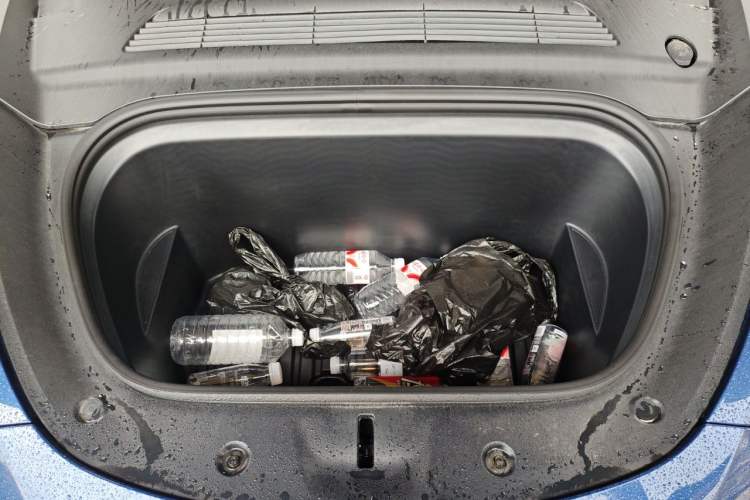 Used Tesla Model Y 2022 Performance High-Performance All-Wheel-Drive Version Engine Bay