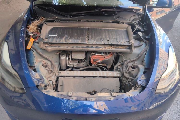 Used Tesla Model Y 2022 Rear-Wheel-Drive Version Engine Bay