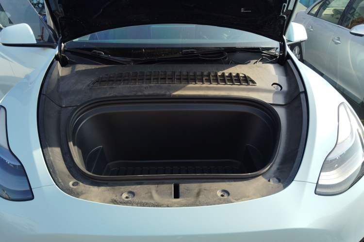Used Tesla Model Y 2022 Revised Version Rear-Wheel Drive Engine Bay
