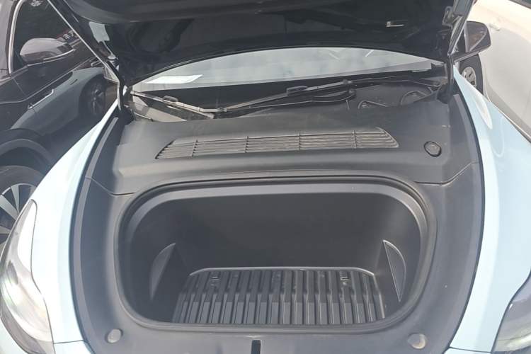 Used Tesla Model Y 2022 Revised Version Rear-Wheel Drive Engine Bay