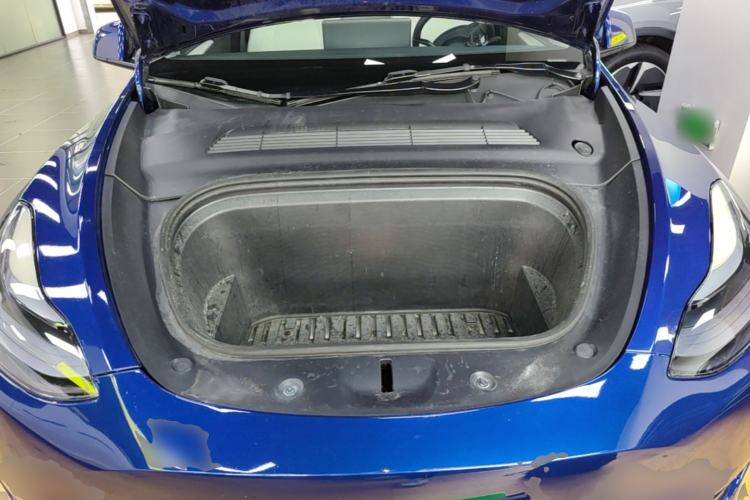 Used Tesla Model Y 2022 Rear-Wheel-Drive Version Engine Bay