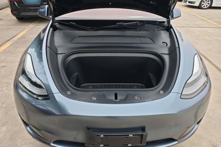 Used Tesla Model Y 2022 Rear-Wheel-Drive Version Engine Bay