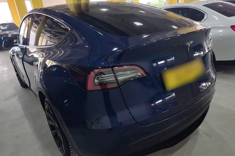 Used Tesla Model Y 2022 Revised Version Long-Range All-Wheel Drive Exterior 2