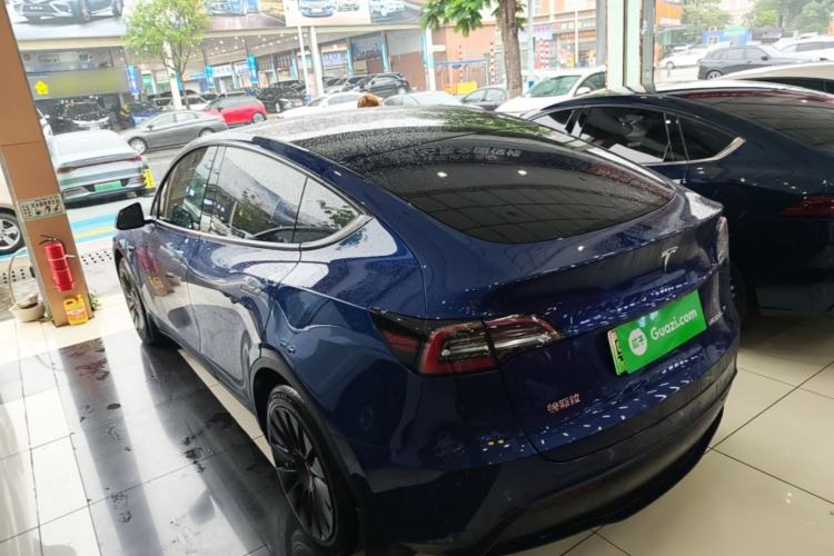 Used Tesla Model Y 2022 Rear-Wheel-Drive Version Exterior 2