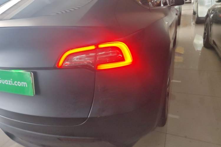 Used Tesla Model Y 2022 Rear-Wheel-Drive Version Exterior 3