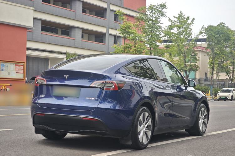 Used Tesla Model Y 2022 Rear-Wheel-Drive Version Exterior 3