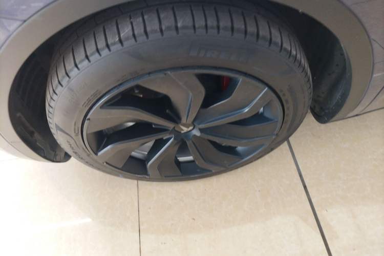 Used Tesla Model Y 2022 Revised Version Rear-Wheel Drive Exterior 3