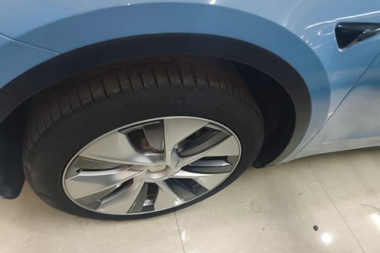 Used Tesla Model Y 2022 Revised Version Rear-Wheel Drive Exterior 4