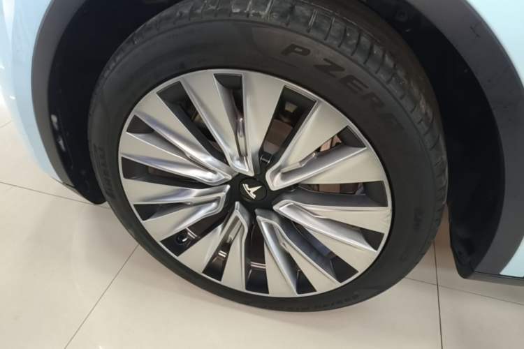 Used Tesla Model Y 2022 Revised Version Rear-Wheel Drive Exterior 4