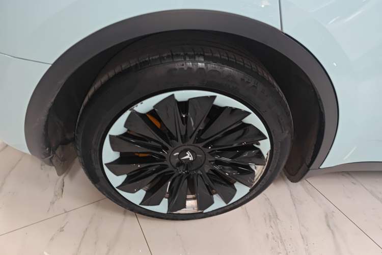Used Tesla Model Y 2022 Revised Version Rear-Wheel Drive Exterior 5