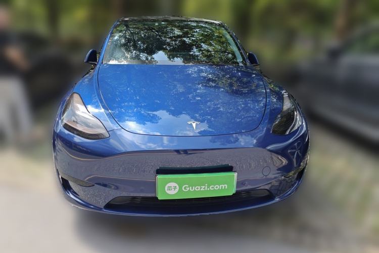 Used Tesla Model Y 2022 Rear-Wheel-Drive Version Front