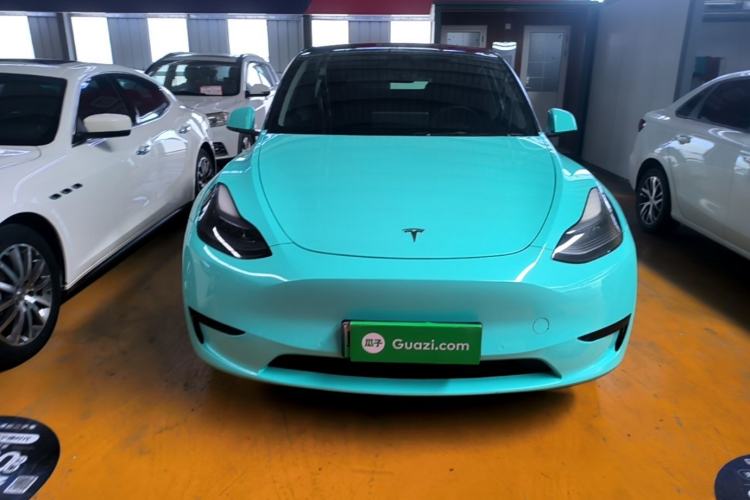 Used Tesla Model Y 2022 Rear-Wheel-Drive Version Front