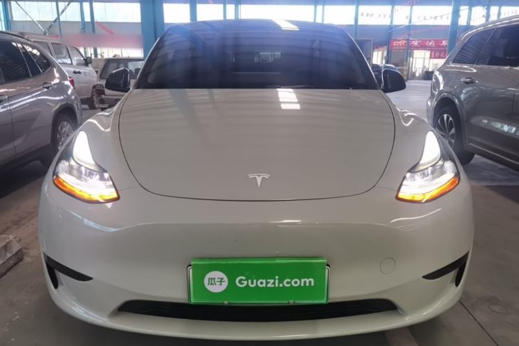 Used Tesla Model Y 2022 Rear-Wheel-Drive Version Front