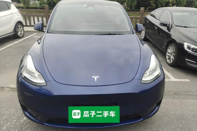 Used Tesla Model Y 2022 Rear-Wheel-Drive Version Front