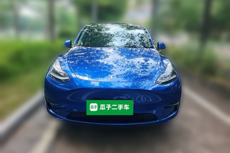 Used Tesla Model Y 2022 Rear-Wheel-Drive Version Front