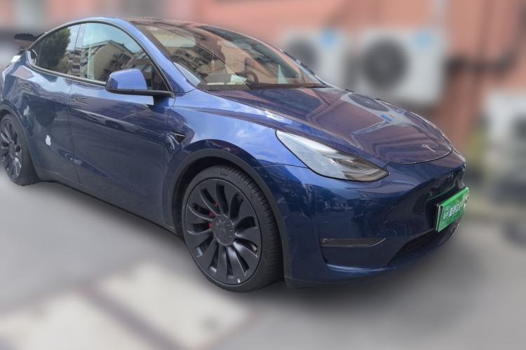 Used Tesla Model Y 2022 Performance High-Performance All-Wheel-Drive Version Front Right 45 Deg