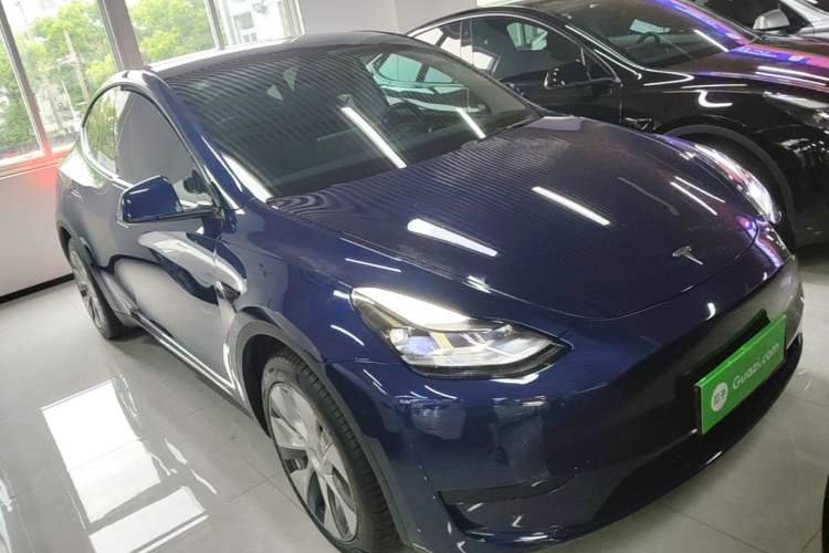 Used Tesla Model Y 2022 Rear-Wheel-Drive Version Front Right 45 Deg