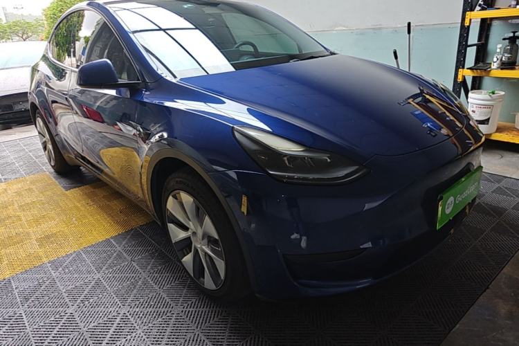 Used Tesla Model Y 2022 Revised Version Rear-Wheel Drive Front Right 45 Deg