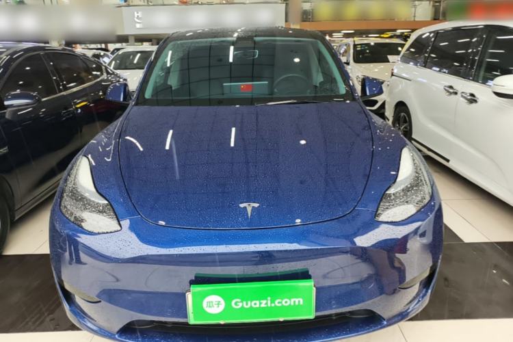 Used Tesla Model Y 2022 Rear-Wheel-Drive Version Front