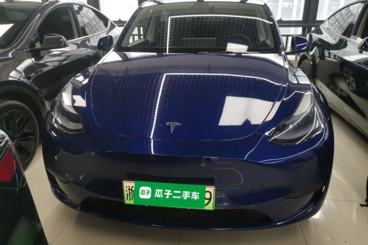Used Tesla Model Y 2022 Rear-Wheel-Drive Version Front