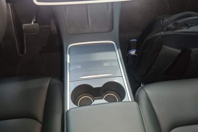 Used Tesla Model Y 2022 Revised Version Rear-Wheel Drive Gear Lever