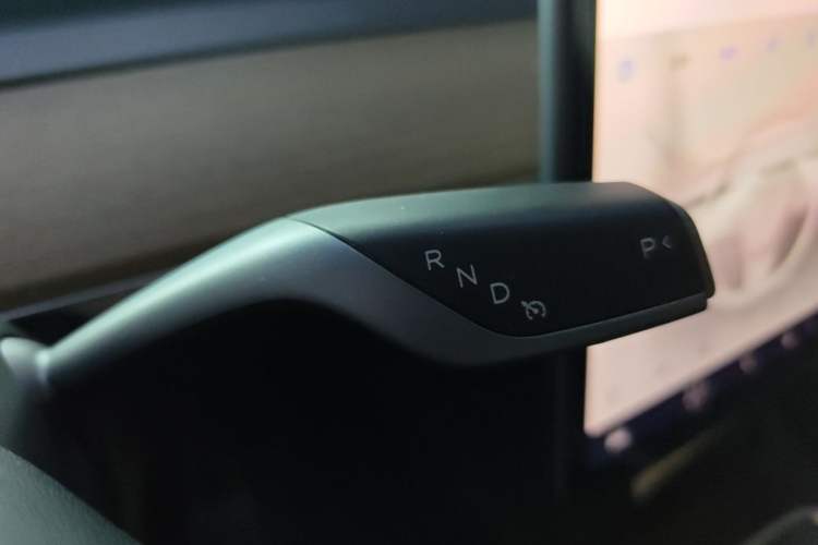 Used Tesla Model Y 2022 Rear-Wheel-Drive Version Gear Lever