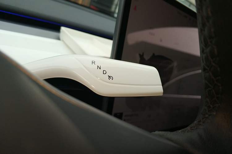 Used Tesla Model Y 2022 Revised Version Rear-Wheel Drive Gear Lever
