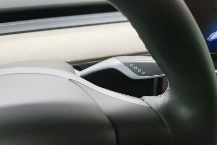 Used Tesla Model Y 2022 Rear-Wheel-Drive Version Gear Lever