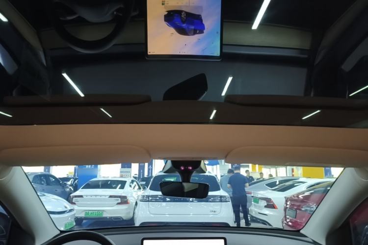 Used Tesla Model Y 2022 Rear-Wheel-Drive Version Headliner