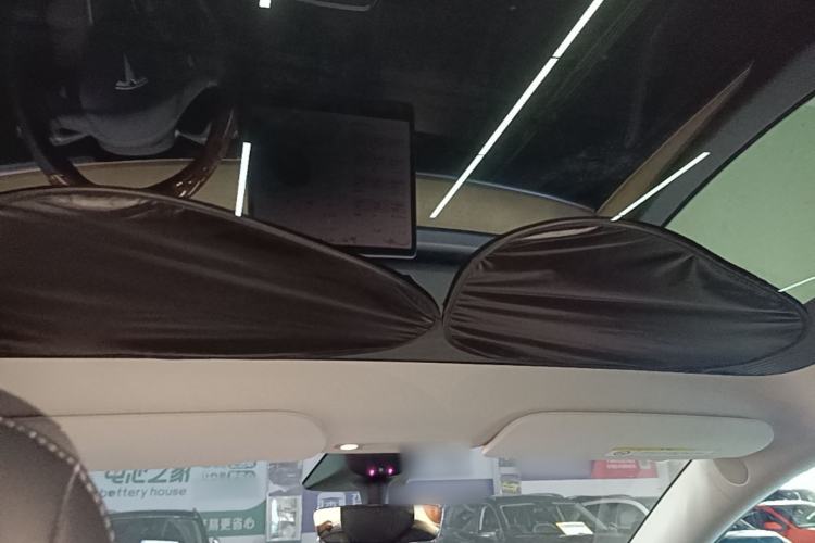 Used Tesla Model Y 2022 Rear-Wheel-Drive Version Headliner