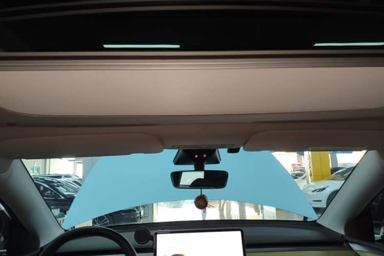Used Tesla Model Y 2022 Revised Version Rear-Wheel Drive Headliner